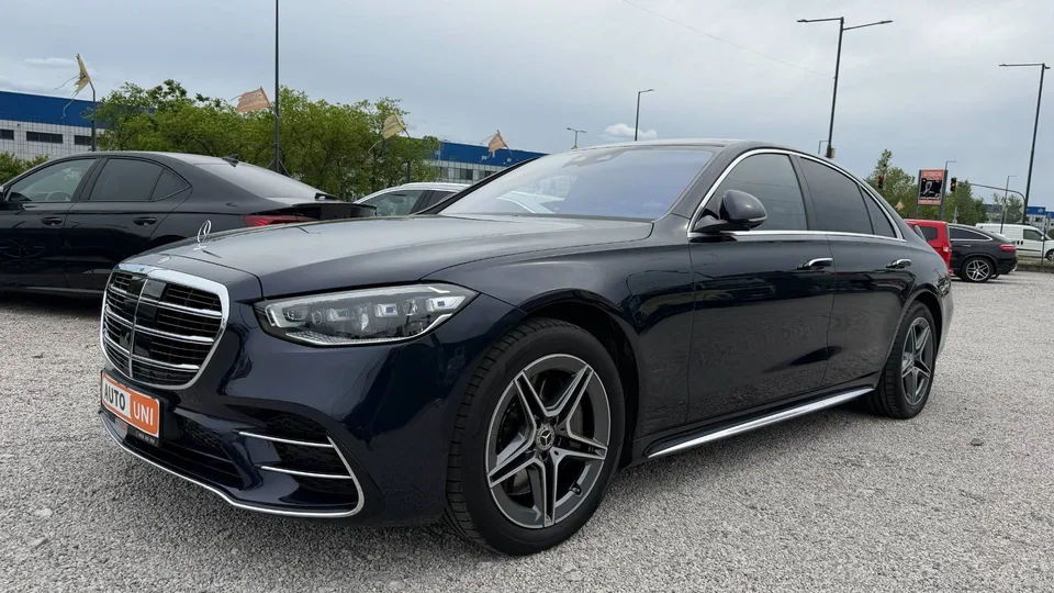 Mercedes-Benz S trieda Sedan 400 d 4M AMG PANORAMA+DISTRONIC+M