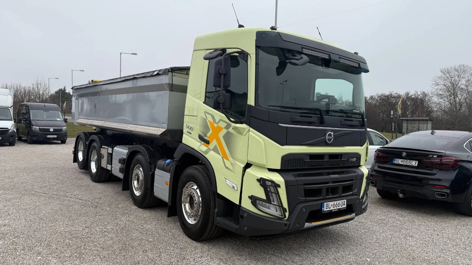 Volvo FMX500 8x4 Sklápěč CENA 235000 eur – fotka 2 z 53