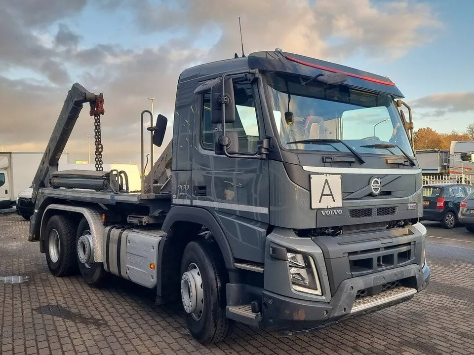 Volvo FMX 27t 470 PS s VAHOU – fotka 2 z 27