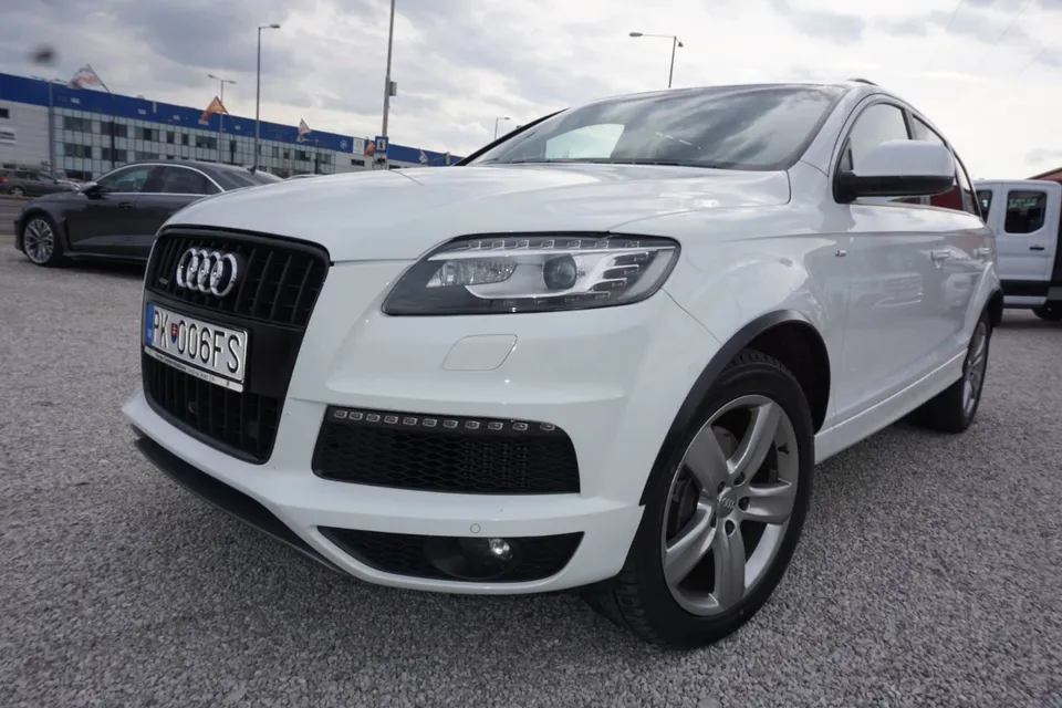 Audi Q7 3.0 TDI clean diesel 245k quattro tiptronic8 DPF