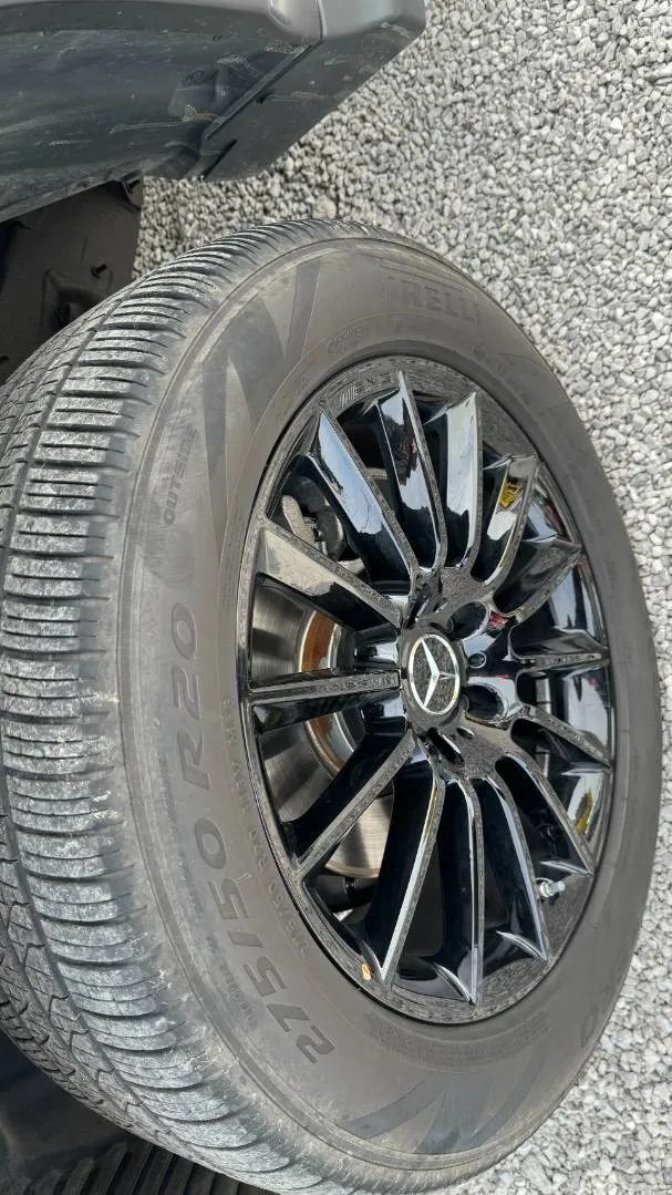 Mercedes-Benz G trieda 400 d black paket Magno olive Max vybava – fotka 33 z 33