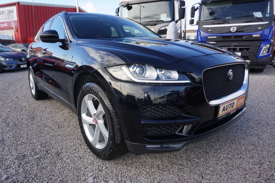 Jaguar F-Pace 2.0D 180k Prestige