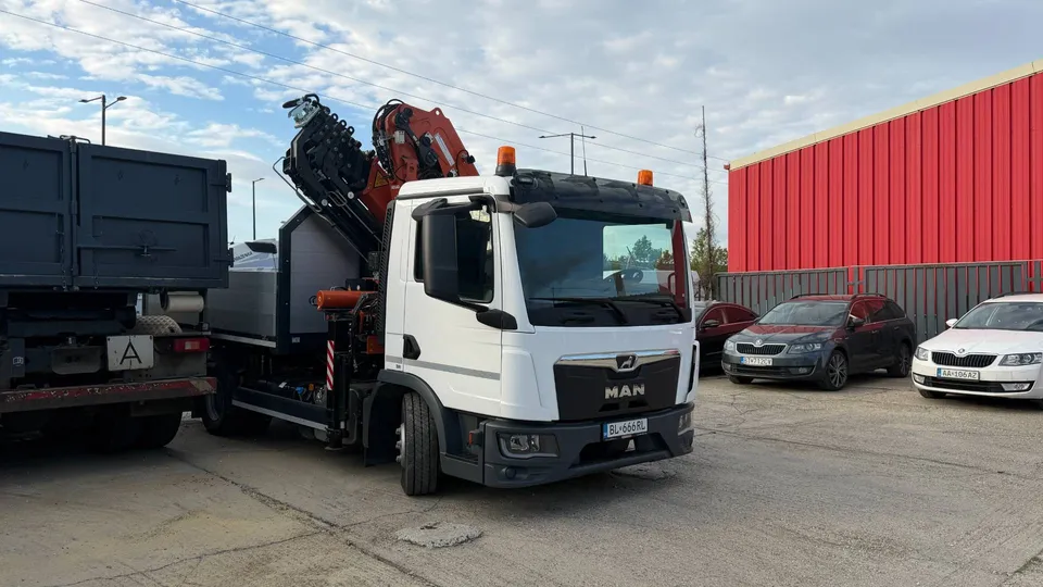 MAN TGL 12.220 Atlas 186.3 RC-A7